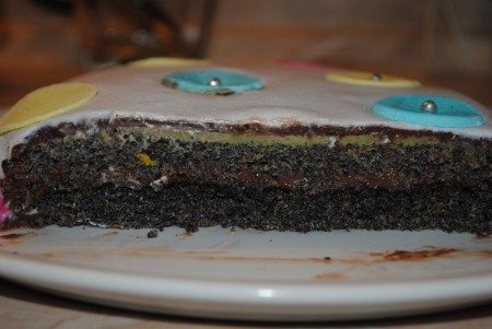 Maková torta s nugátovou plnkou